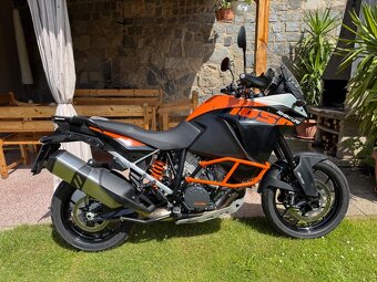 KTM 1050 Adventure 19tKm 1.maj. - 2