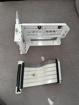 Cooler Master Vertical Graphics Card Holder Kit - 2