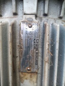 Třífázový asynchronní motor MEZ 3/4KW - 2