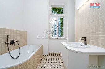 Prodej bytu 4+1, 141 m², Praha - Smíchov, ul. Zborovská - 2