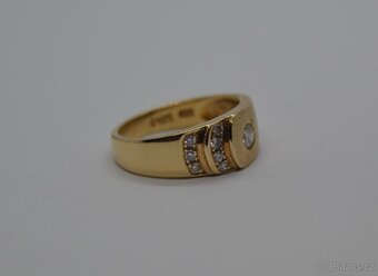 Zlatý prsten s brilianty 0.24 CT - 2