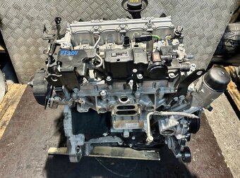 Jaguar XE motor 2.0i PT204 - 2
