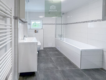 Pronájem prostorného bytu 3+1, 85 m² s parkovacím místem - 2