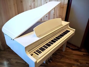 YAMAHA CLP-565GP - 2