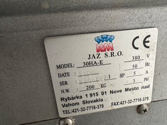 Kuchyňský Univerzální robot RM Gastro RM 30H. - 2