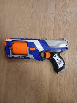 Nerf pistole - 2