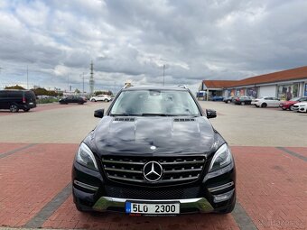 Mercedes-Benz ML 350 CDI 4Matic, 190 kW, výborný stav - 2