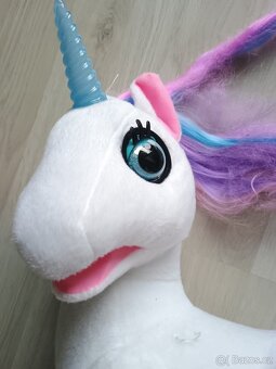 Luna mluvící jednorožec - 2