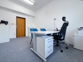 Kancelář k pronájmu – Zlín, vedle kavárny Malá scéna - 2