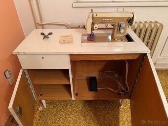 Šicí stroj Łucznik typ 415 (Varimex, Polsko) - 2