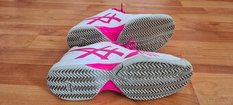 518 - Tenisová obuv ASICS - vel. 37 - TOP STAV - sleva 70% - 2