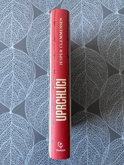 Nová kniha Uprchlíci - komunismus - 2