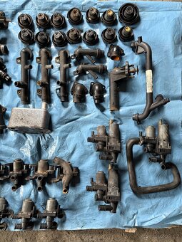 BMW-Vodní příruby/Ventily topeni - 2