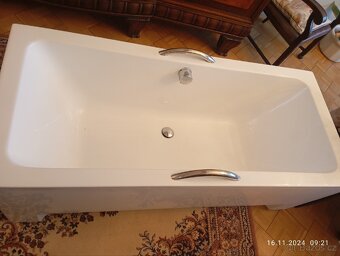 Akrylátová vana - 2