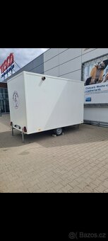 Pojízdný stánek občerstvení - 2