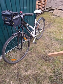 Dámské trekové kolo - 2