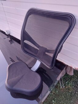 Sedátko s opěradlem - 2