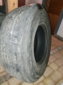 Prodám nákladní pneu Dunlop - 2