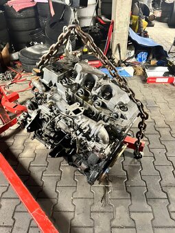 MOTOR M4C MITSUBISHI PAJERO 3,2 V6 125kW DIESEL - 2