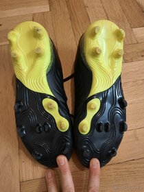 Kopačky lisovky Adidas vel. 38 a 2/3 - 2