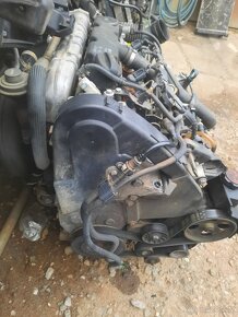 motor 2.0hdi 66kw SIEMENS 224000km zaruka - 2