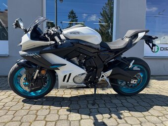CFMOTO 675SR-R - 2