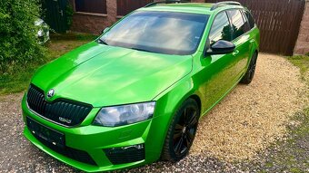 ŠKODA OCTÁVIA RS,2.0TSI,162KW. SERVISNÍ KNIHA. - 2