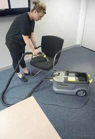 Tepovací vysavač 10/1 půjčeni profesionální čistič karcher - 2