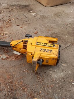 Křovinořez Husqvarna - 2