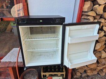 AUTOCHLADNIČKA Dometic 12V/230V/PLYN - 2