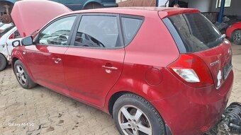 PRODÁM KIA CEED R.V 2011 - 2