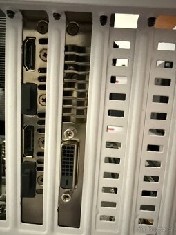 Grafická karta ROG GTX 1080ti - 2