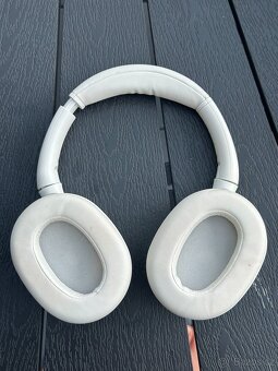 Bluetooth sluchátka SONY ULT WEAR bílá - 2