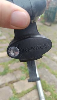 Příčníky-strešní nosiče Renault - 2