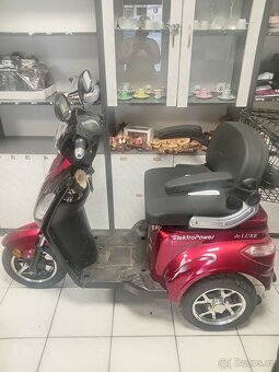 Elektrický invalidní skutr - 2