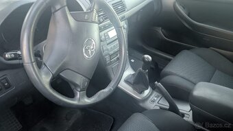 Toyota Avensis 1.8 , 2008r.v, benzínové motor, malý nájezd - 2