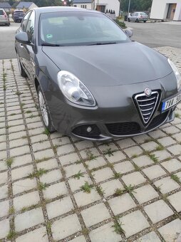 Alfa Romeo Giulietta - 2