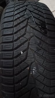 215/60 R16 99H YOKOHAMA BLUEARTH V905, DVĚ zimní pneumatiky, - 2