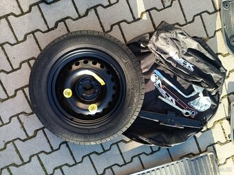 Rezerva na Citroen C4 - 2