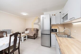Prodej bytu 2+1 po rekonstrukci v klidné lokalitě Hodonína – - 2