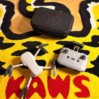 Dron DJI Mini 2 SE - 2