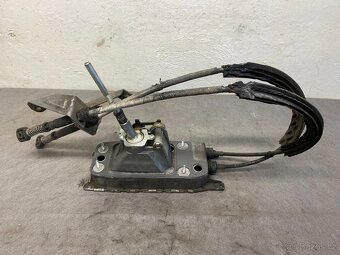 VW GOLF 5 1.9TDI 77KW 03-08 - KULISA ŘAZENÍ 1K0 711 049 AJ - 2