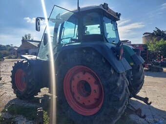 Prodám Fendt 820 - 2