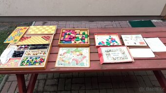 Staré dětské hry . - 2