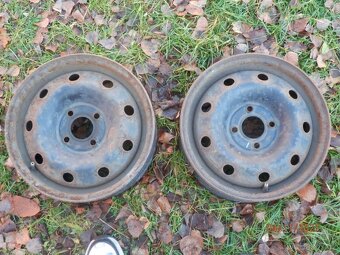 2xOriginál plechový disk na RENAULT-DACIA  velikost 14tky. - 2