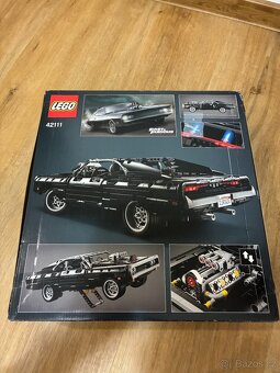 LEGO Technic 42111 Domův Dodge Charger - 2