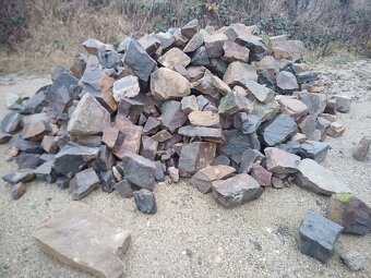 Kameny do základů - 2