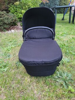 Úžasná černá korba na Cybex priam TOP - 2