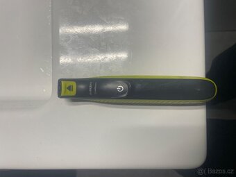 One Blade + nabíječka - 2