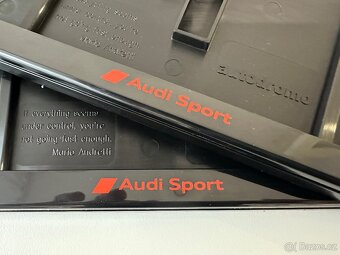 Audi Sport podložky pod SPZ - 2